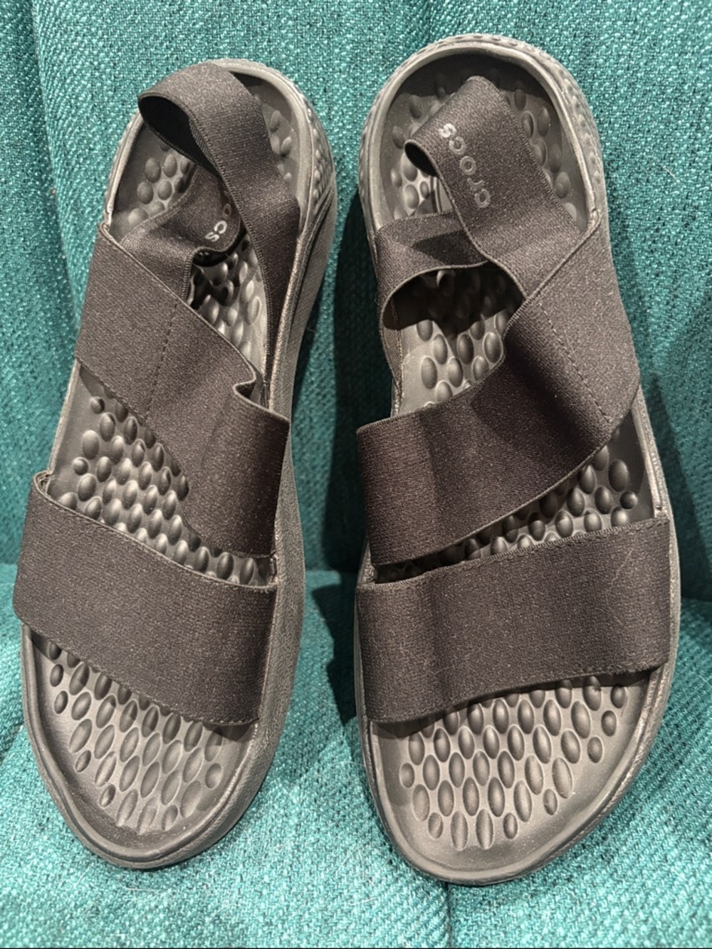 100% NONPROFIT CROCS LiteRide Elastic Strap Sandals W7/BK5 EUG GUC LIKE NEW